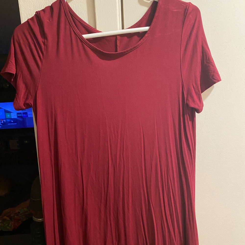 High low dress worn (1) during pregnancy